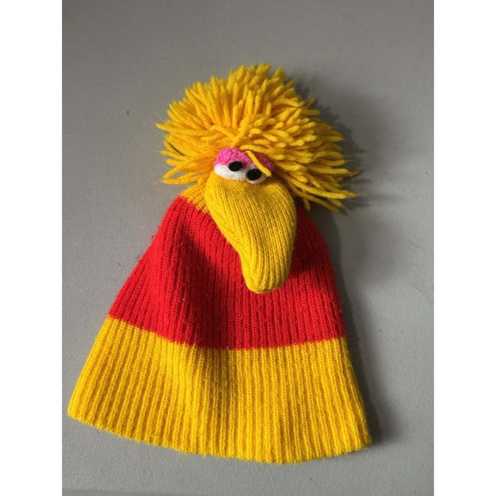 Vintage Sesame Street Big Bird Beanie Hat Kids One Size Yellow Orange Knit Pom